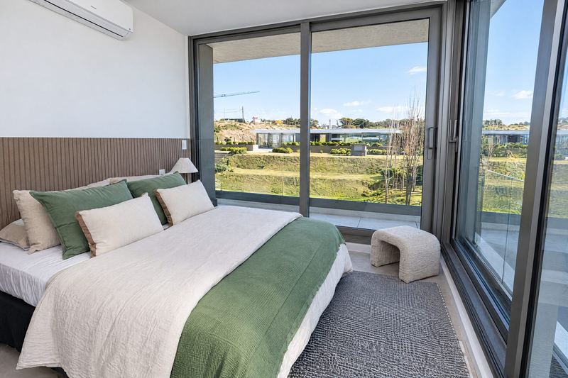 Dormitorio — Fotografía de arquitectura por Masstudio, Punta del Este (Océano Manantiales)