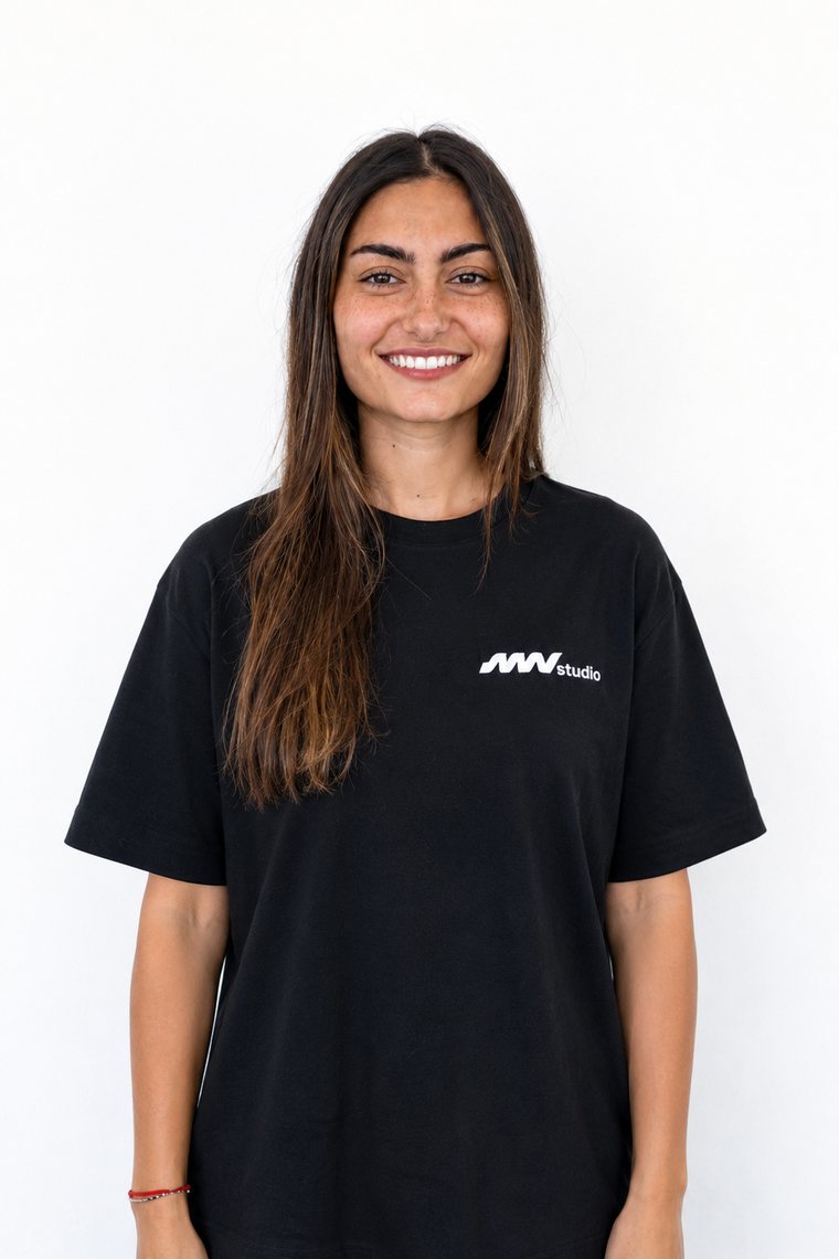 Aldana, cofundador/a de Masstudio — Marketing & Audiovisual