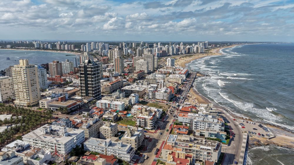 Playa Brava y la Mansa — Fotografía con DRONE por Masstudio, Punta del Este